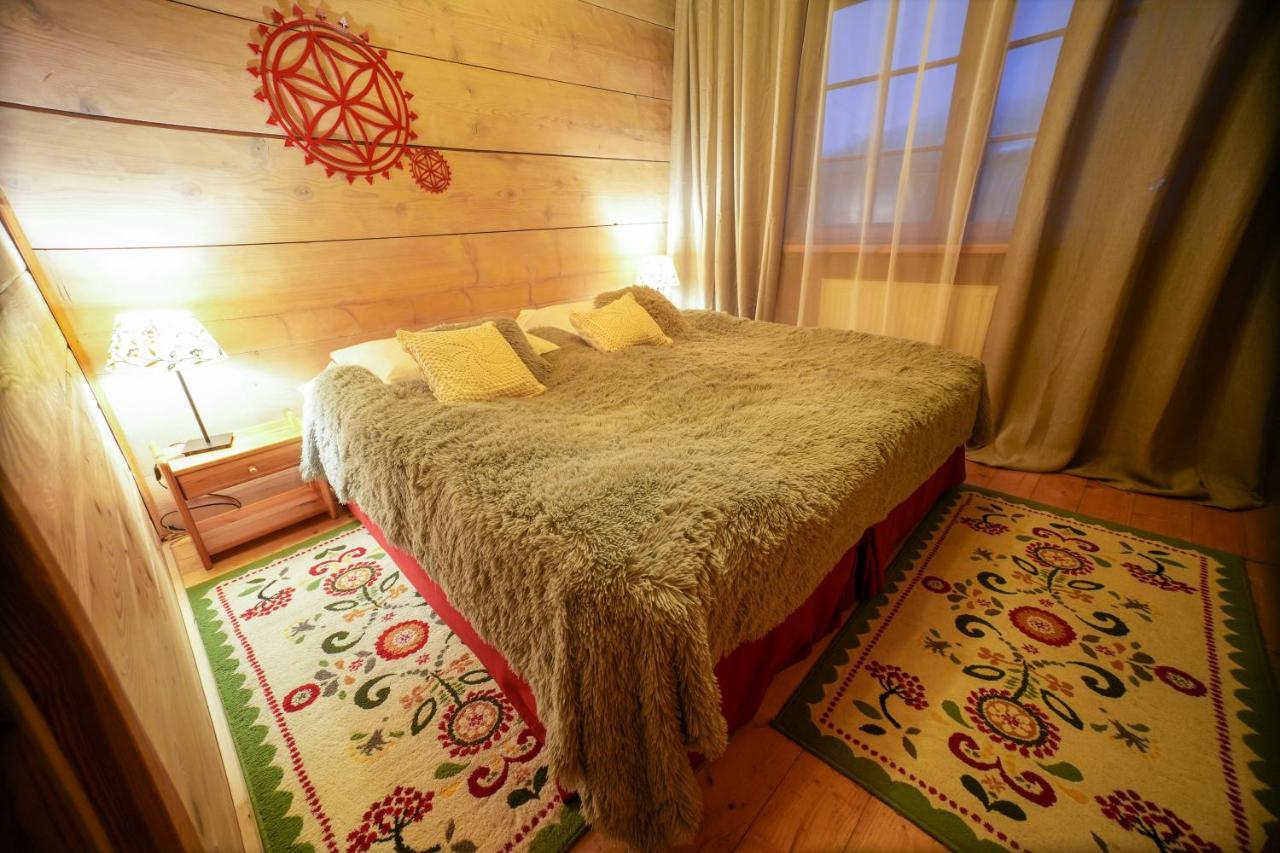 Bed and Breakfast Gosciniec Debowa Gazdowka Устрики-Долішні Екстер'єр фото